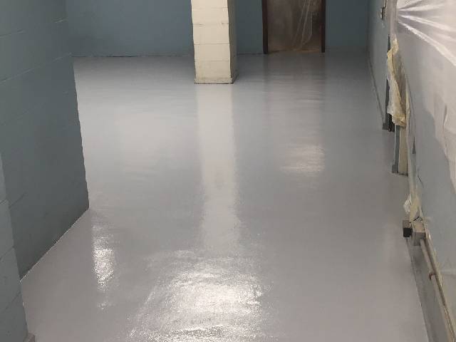 Slip resistant floor surface